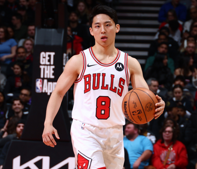 在线直播-河村勇辉7助攻追平生涯最高！猛龙送公牛3连败 莺歌33+6+6